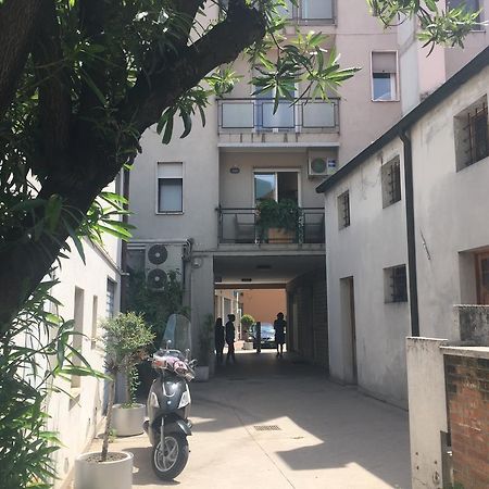 Residenza Giacomuzzi Bed and Breakfast Mestre Exteriör bild